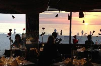 Waterfront Dining