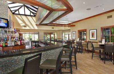 The E Spot Bar & Lounge