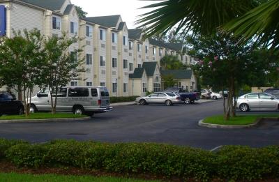 Hotel Exterior1