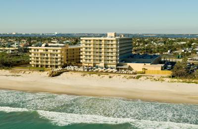 Crowne Plaza Melbourne Oceanfront Exterior