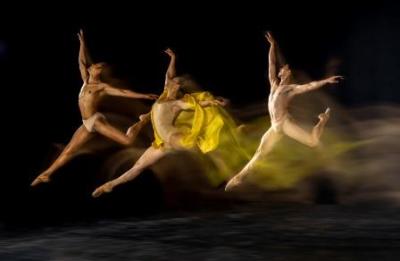 Dancers 1