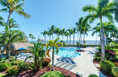 Hampton Inn Key West Resort-Style Pool and Cheekie Hut Bar