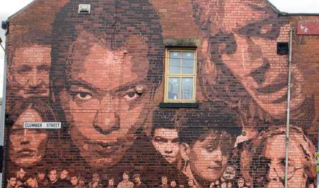 Faces on a Wall - the Hull Legends Mural