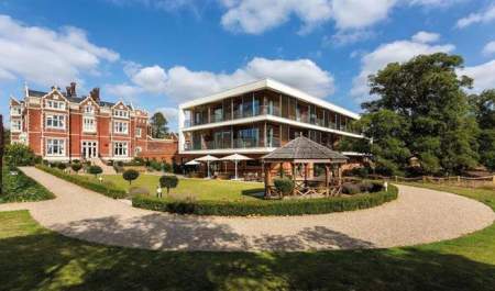 Wivenhoe House Hotel