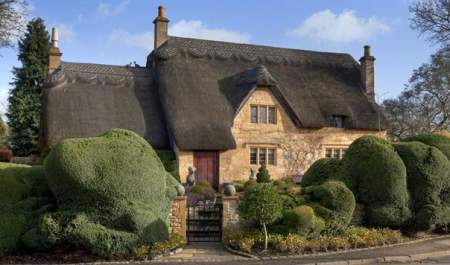 Manor Cottages
