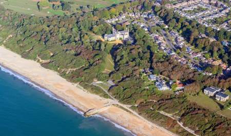 Highcliffe Beach