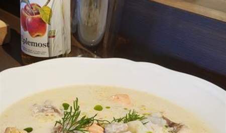 Furulund Café - Spis ute dager uke 42