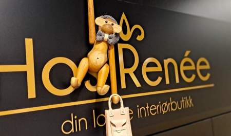 Hos Renée