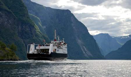Fjord Cruise Kaupanger - Gudvangen