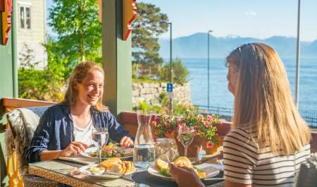 Søndag sommerbuffé