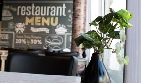 Apropo kafè og Restaurant