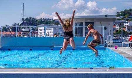 Swimming pool at Arendal Marina