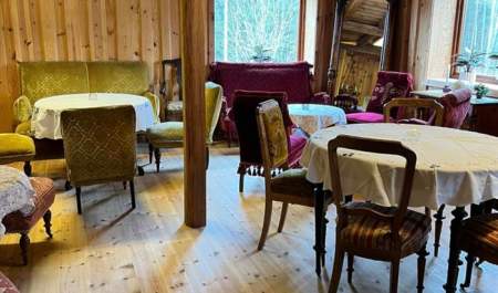 Stallkafeen selskap- kurs- og konferanselokale, Hallerud Gård