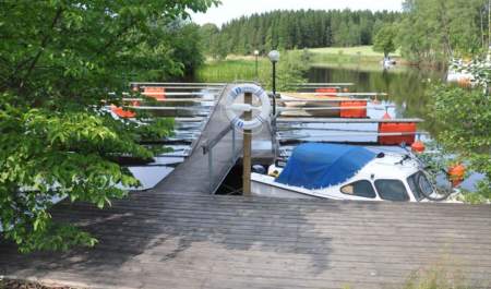 Gjestebrygge Strømsfoss - oppe