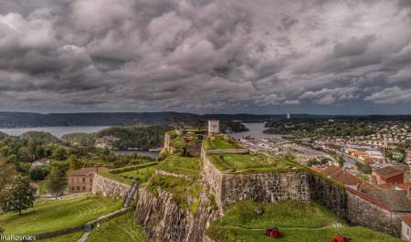 Vakt, slit og ære.Soldatenes hverdag på Fredriksten festning.