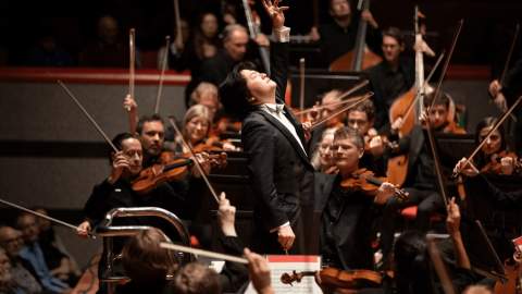 Kazuki conducts Mahler