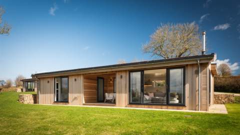 River Dart Hideaway