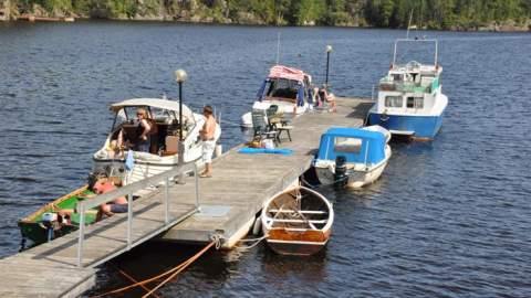 Gjestebrygge Brekke sluser, oppe