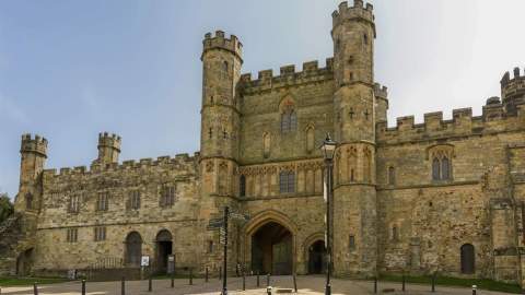 Battle Abbey & Battlefield