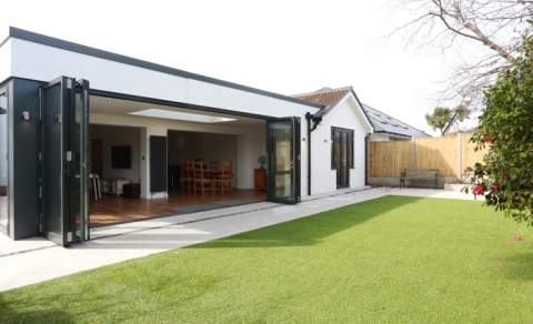 Christchurch, Pinehurst Avenue