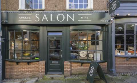 SALON St Leonards