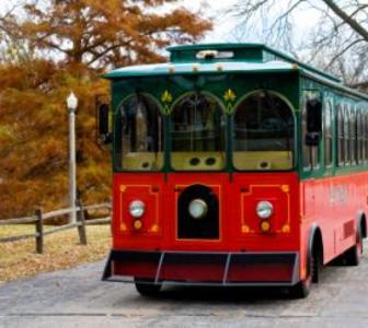 Christmas Trolle Rides In Macpherson Kansas For 2022 Mcpherson Trolley Tour - Mcpherson Ks, 67460