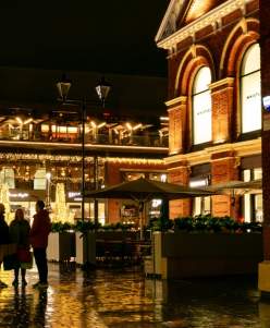 Late Night Shopping in Lincoln