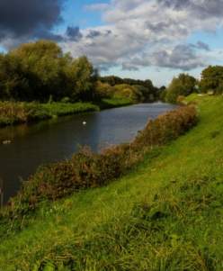 Fossdyke Canal Trail