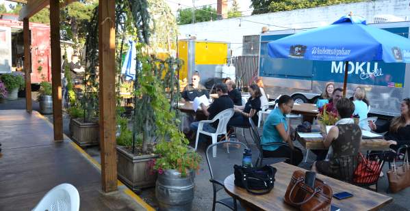 beergarden.