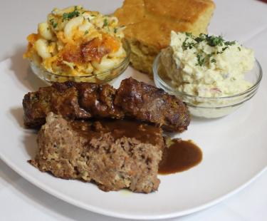 Ma Michele's Meatloaf Platter