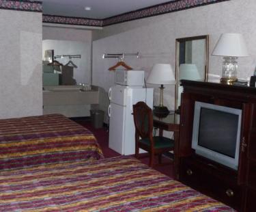 NEW Royal Inn