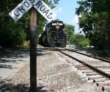 Rail Crossing: Bluegrass Railroad