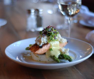 Carson's Dining: Salmon