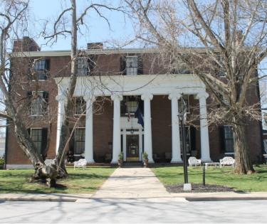 Beaumont Inn: Harrodsburg, KY