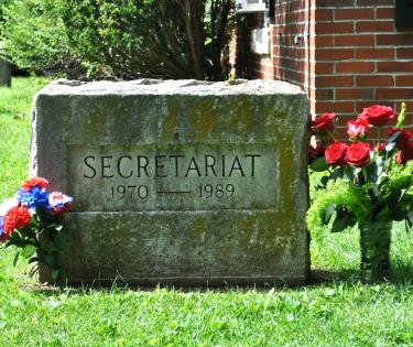 Claiborne - Secretariat Grave
