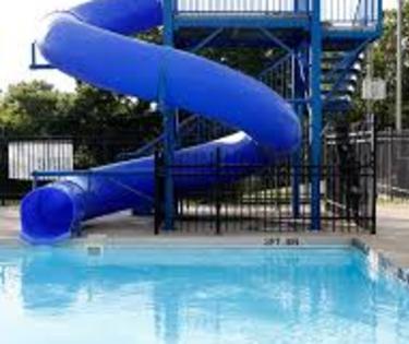 Tates Creek Aquatic Center