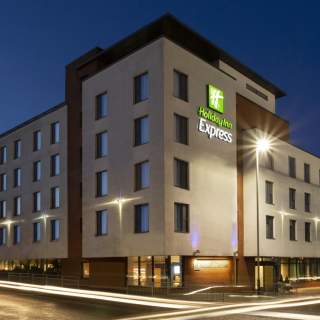Holiday Inn Express Cheltenham Town Centre