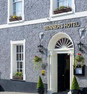 Dingle Benners Hotel