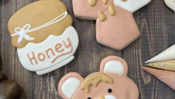 Drop-n-Decorate (March)