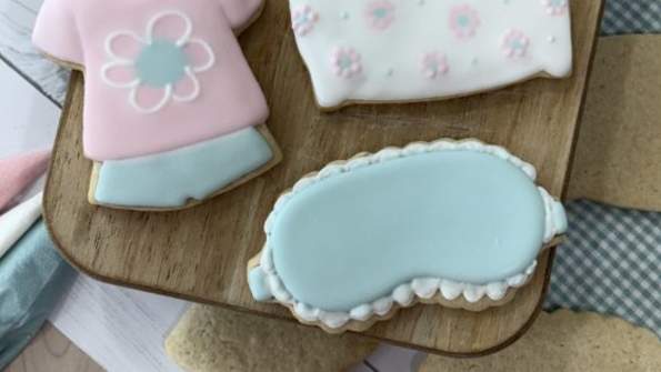 Drop-n-Decorate (May)