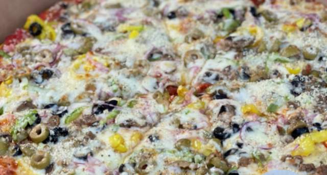 Elliott's Pizzeria