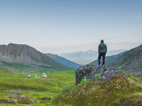 Tundra Adventure, hiking in Hatcher Pass, Alaska