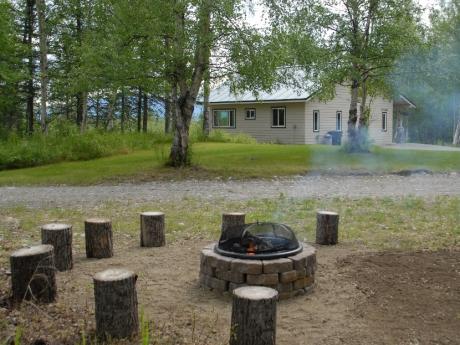 Firepit & Cottage