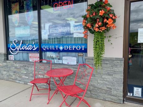 Quilt Shop-Outside