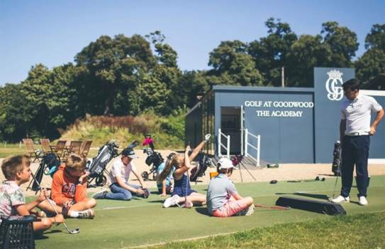 Summer junior golf camps