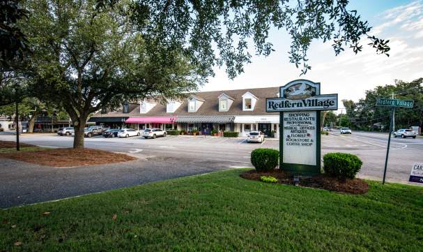 Best Ways to Experience Redfern Village on St. Simons Island