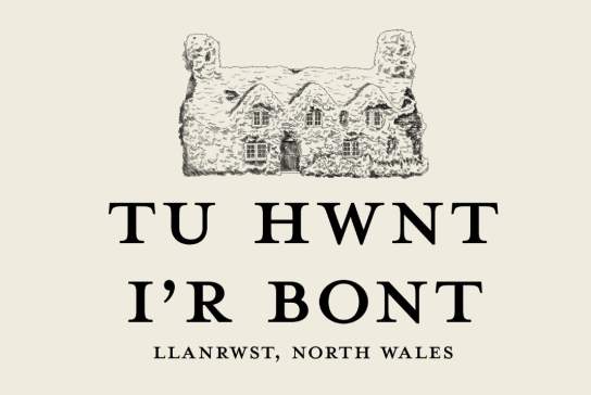 Ystafell De Tu Hwnt i'r Bont