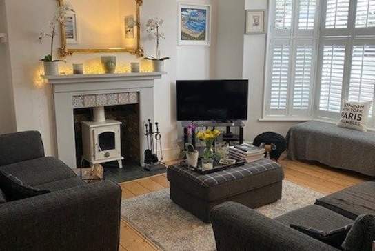 Oakland House Mumbles