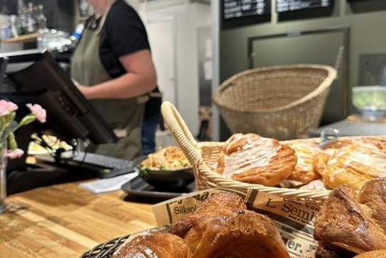 Lunsjbar'n kafe og catering