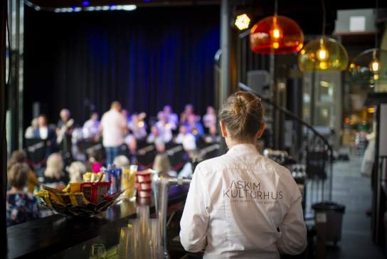 P.M. Røwde cafe